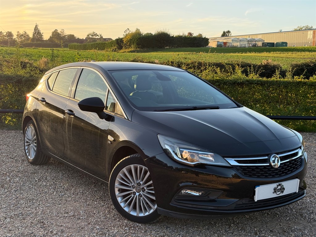 Used Vauxhall Astra 2017 for sale - 76161660: Photo 1