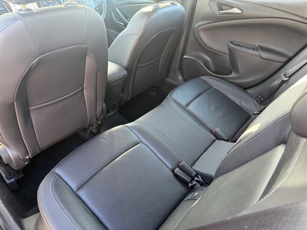 Used Vauxhall Astra 2017 for sale - 76161660: Photo 54