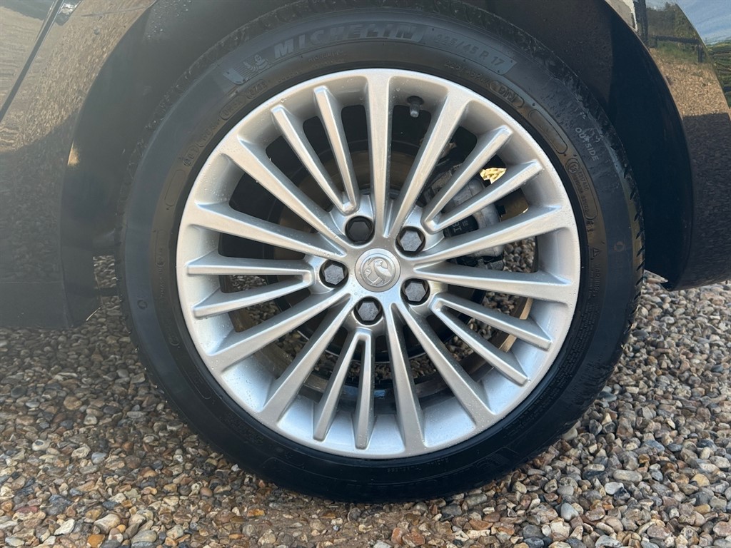 Used Vauxhall Astra 2017 for sale - 76161660: Photo 9