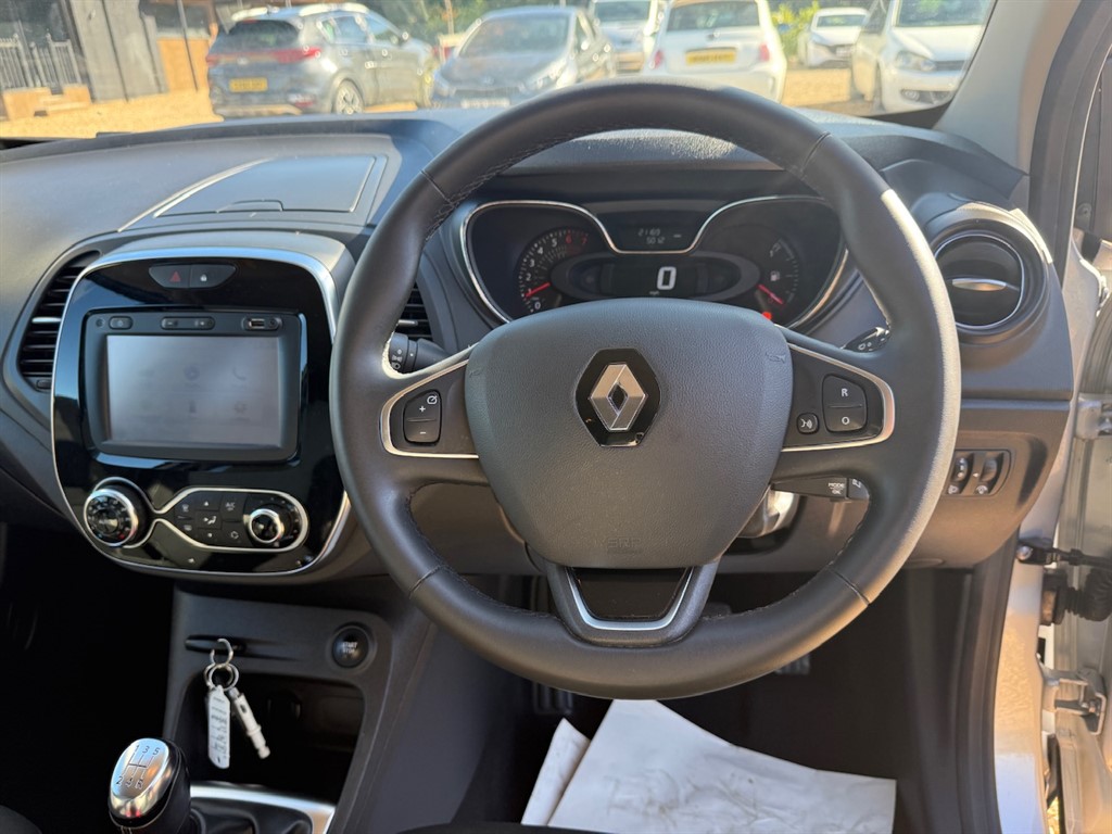 Used Renault Captur 2018 for sale - 75895181: Photo 28