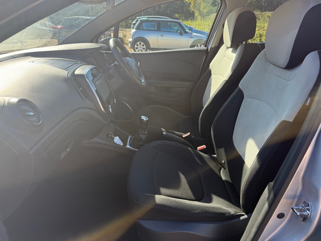 Used Renault Captur 2018 for sale - 75895181: Photo 45