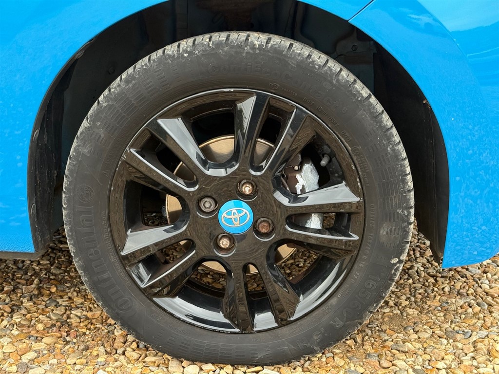 Used Toyota AYGO 2015 for sale - 76589959: Photo 18