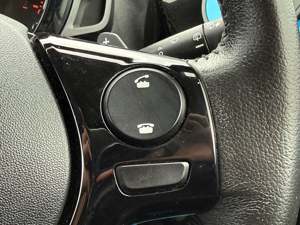 Used Toyota AYGO 2015 for sale - 76589959: Photo 27