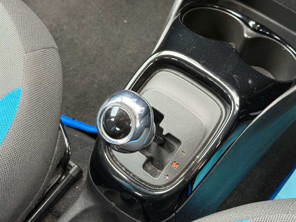 Used Toyota AYGO 2015 for sale - 76589959: Photo 42