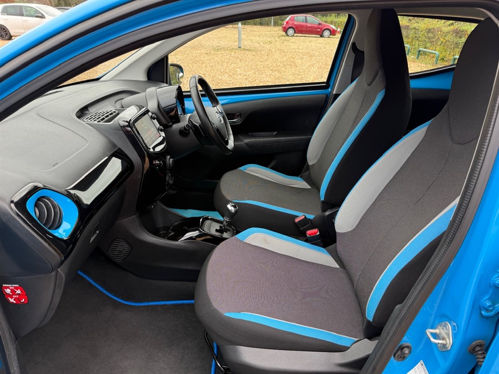 Used Toyota AYGO 2015 for sale - 76589959: Photo 47