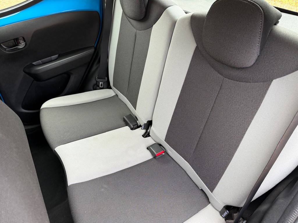 Used Toyota AYGO 2015 for sale - 76589959: Photo 52