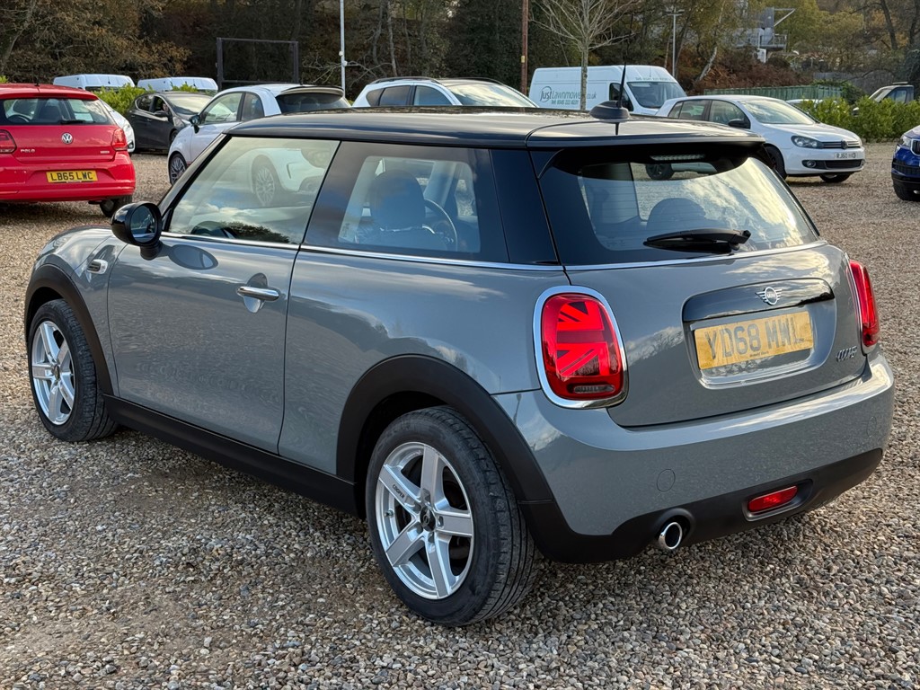 Used MINI Hatch 2018 for sale - 76544650: Photo 10