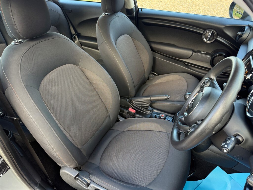 Used MINI Hatch 2018 for sale - 76544650: Photo 23