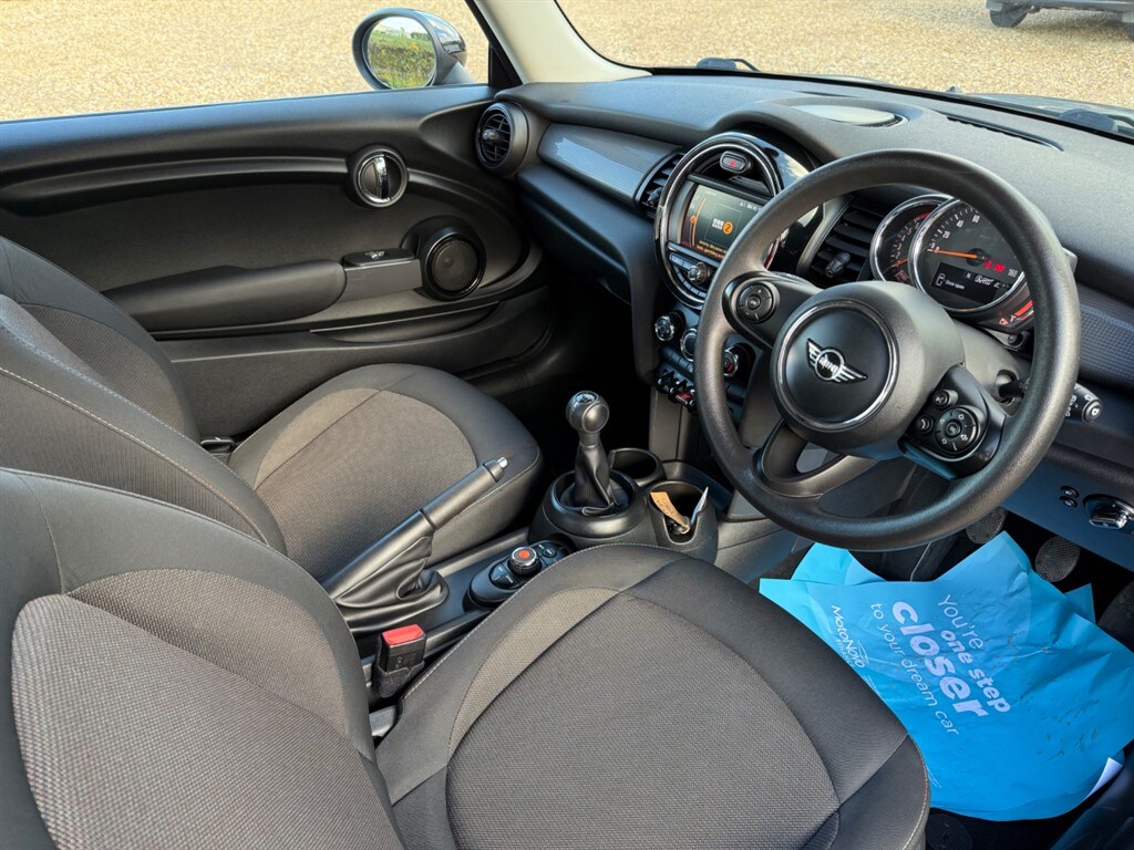 Used MINI Hatch 2018 for sale - 76544650: Photo 24