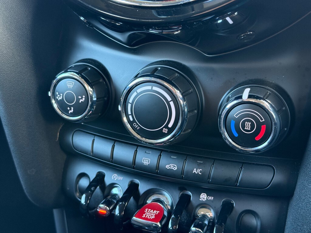 Used MINI Hatch 2018 for sale - 76544650: Photo 37