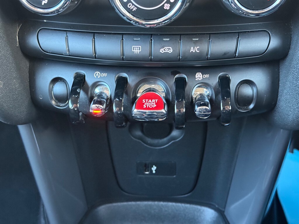 Used MINI Hatch 2018 for sale - 76544650: Photo 38