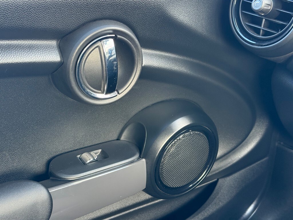 Used MINI Hatch 2018 for sale - 76544650: Photo 45