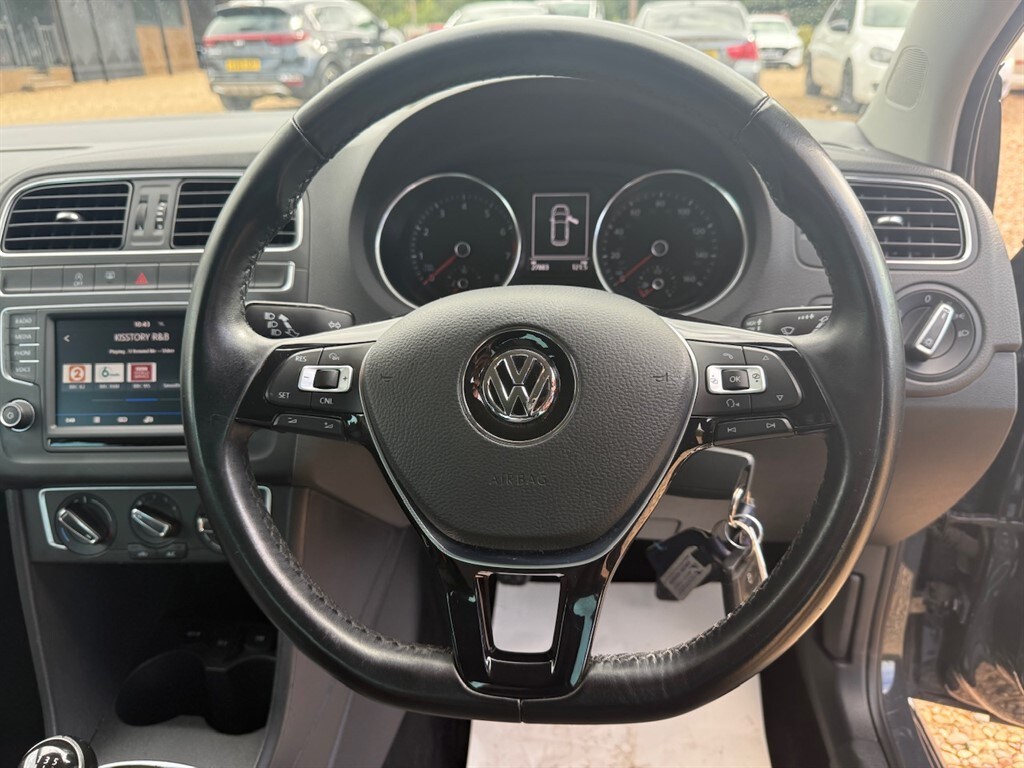 Used Volkswagen Polo 2017 for sale - 76037931: Photo 28