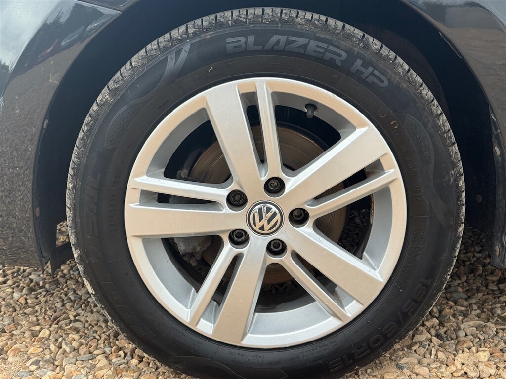Used Volkswagen Polo 2017 for sale - 76037931: Photo 7