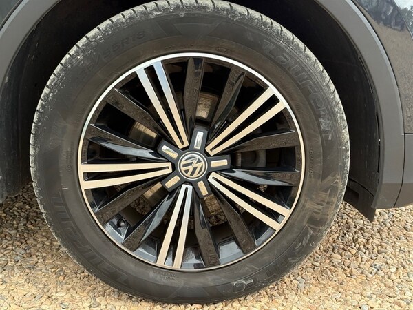 Used Volkswagen Tiguan 2017 for sale - 76290161: Photo 22