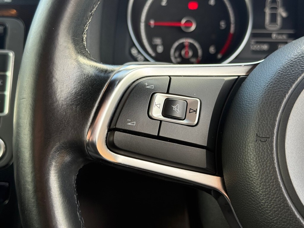 Used Volkswagen Scirocco 2015 for sale - 77186579: Photo 30