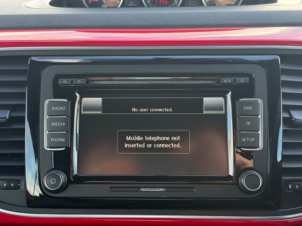 Used Volkswagen Beetle 2015 for sale - 77653379: Photo 37