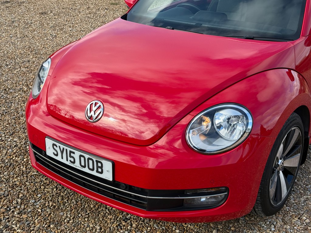 Used Volkswagen Beetle 2015 for sale - 77653379: Photo 5