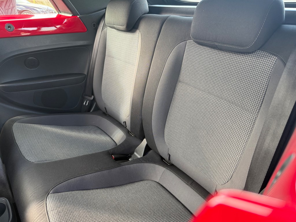 Used Volkswagen Beetle 2015 for sale - 77653379: Photo 52