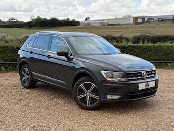 Volkswagen - Tiguan