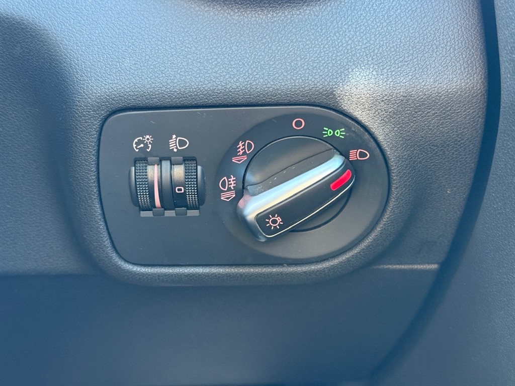 Used Audi A1 2016 for sale - 75984966: Photo 32