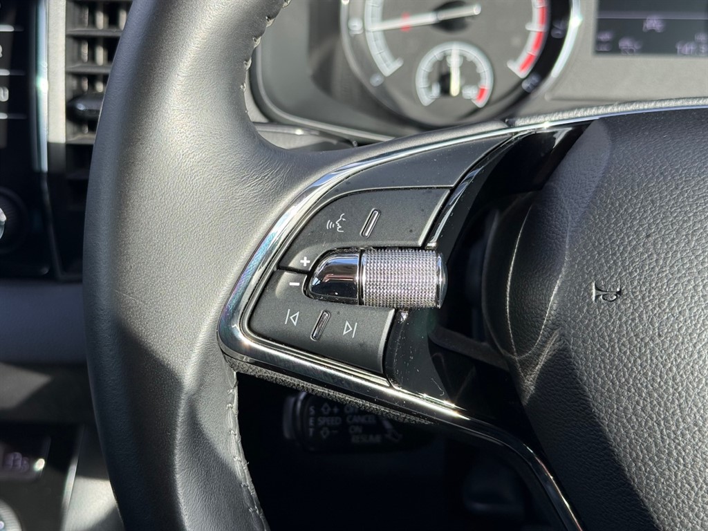 Used Skoda Karoq 2020 for sale - 75984960: Photo 28