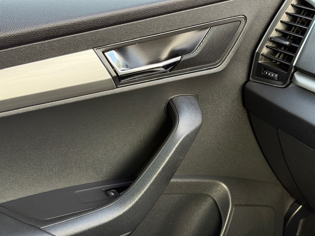 Used Skoda Karoq 2020 for sale - 75984960: Photo 43