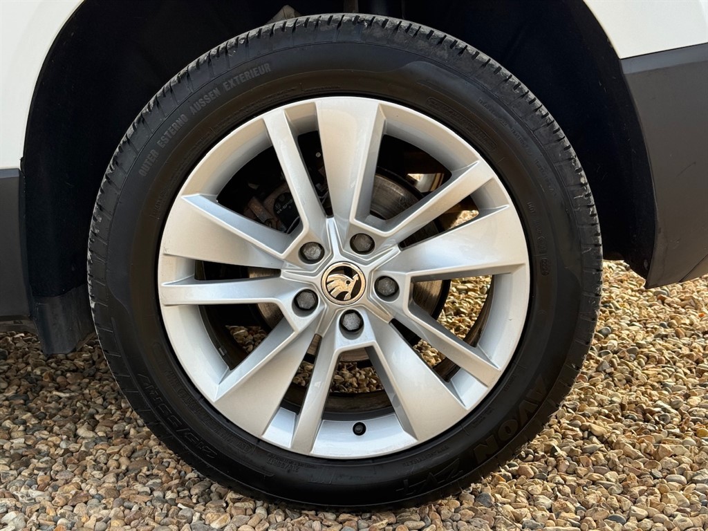 Used Skoda Karoq 2020 for sale - 75984960: Photo 9