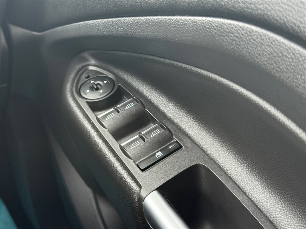 Used Ford Kuga 2018 for sale - 76355296: Photo 32