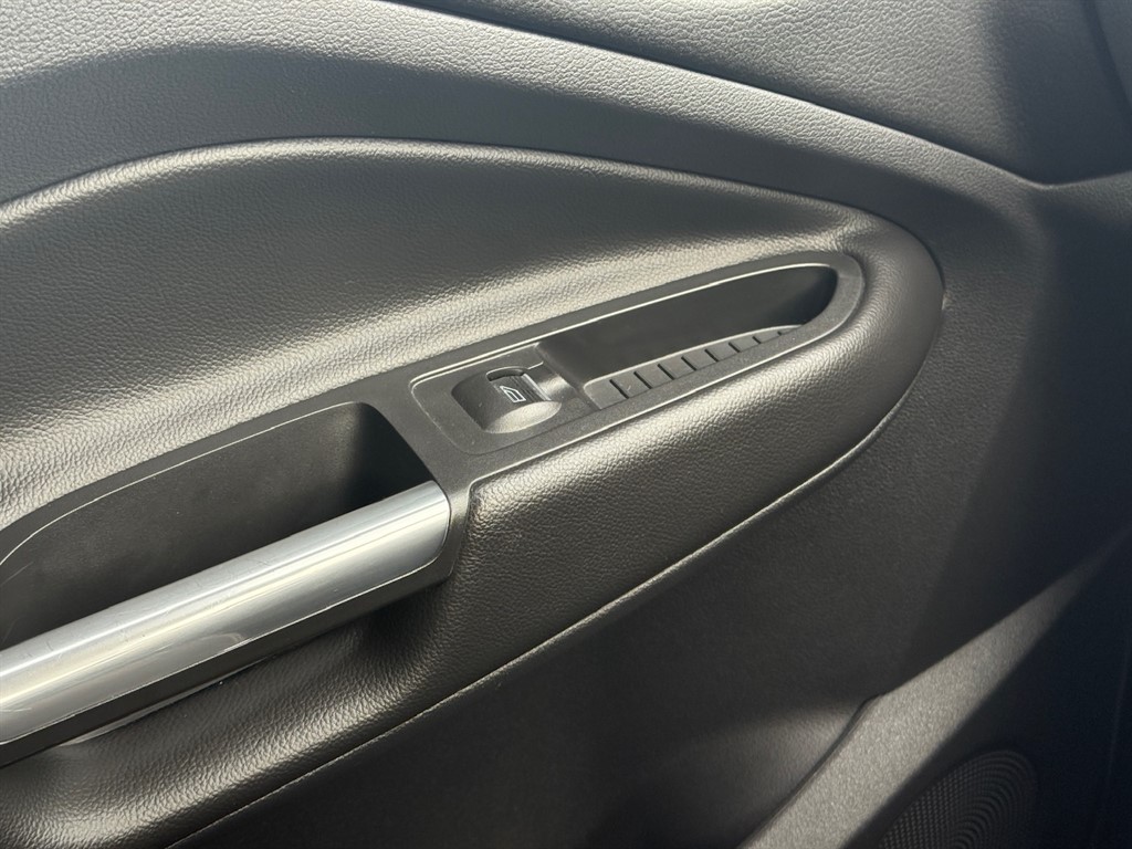 Used Ford Kuga 2018 for sale - 76355296: Photo 47