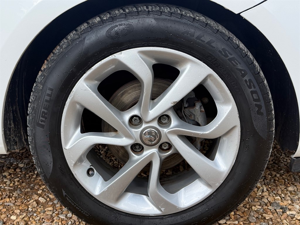 Used Vauxhall Corsa 2016 for sale - 76161640: Photo 21