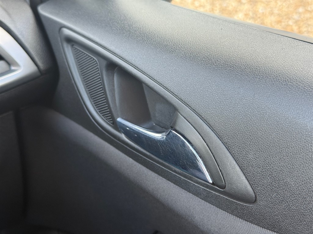 Used Vauxhall Corsa 2016 for sale - 76161640: Photo 33