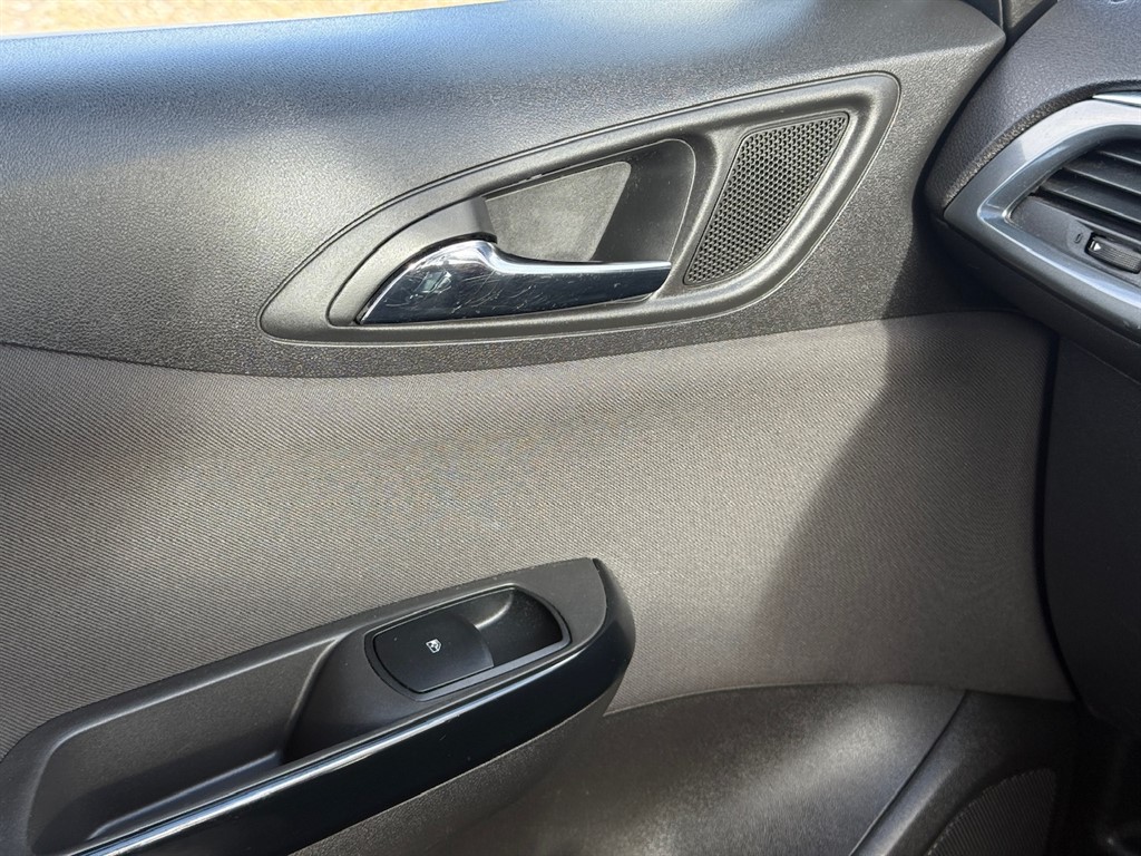 Used Vauxhall Corsa 2016 for sale - 76161640: Photo 45