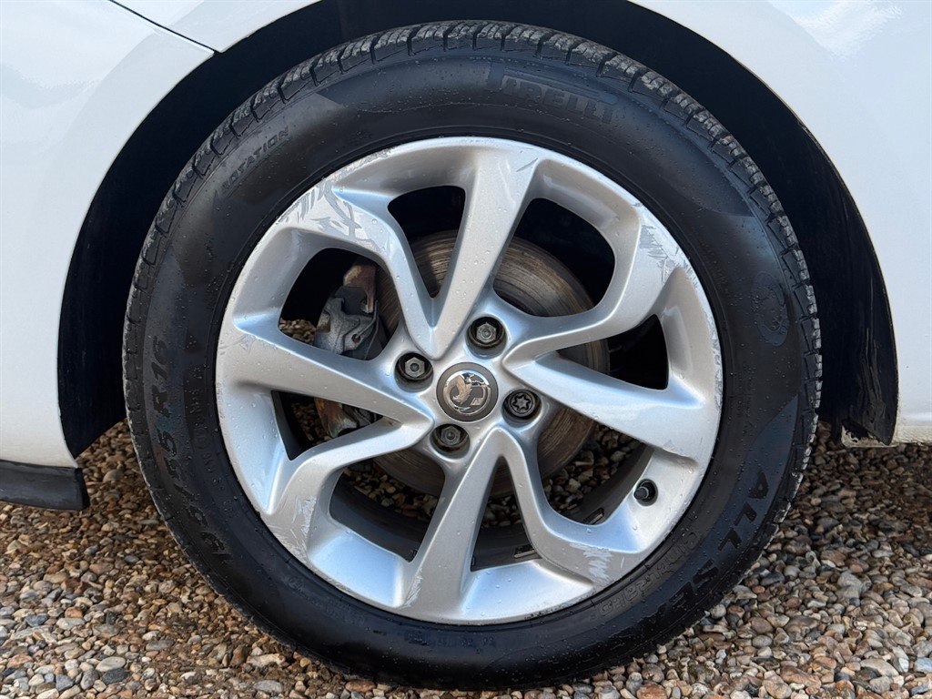 Used Vauxhall Corsa 2016 for sale - 76161640: Photo 7