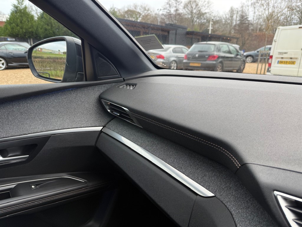 Used Peugeot 5008 2018 for sale - 76580364: Photo 52