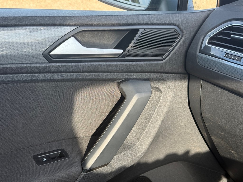 Used Volkswagen Tiguan 2021 for sale - 76131017: Photo 40