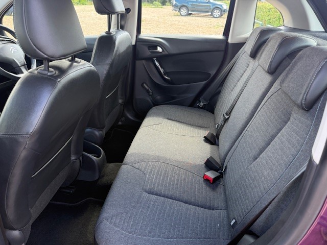 Vehicle 44