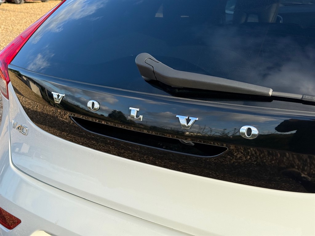 Used Volvo V40 2019 for sale - 76575316: Photo 15