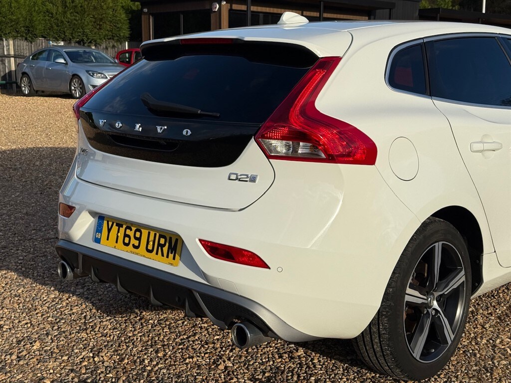 Used Volvo V40 2019 for sale - 76575316: Photo 17