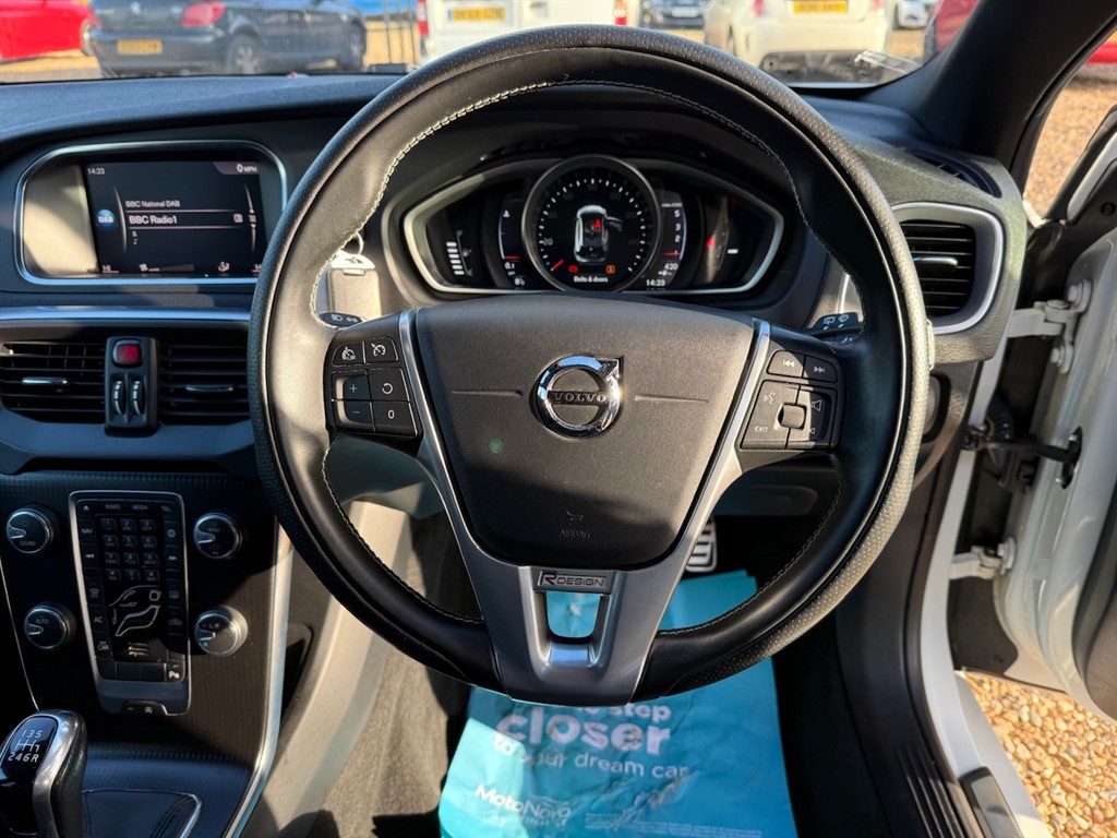 Used Volvo V40 2019 for sale - 76575316: Photo 28