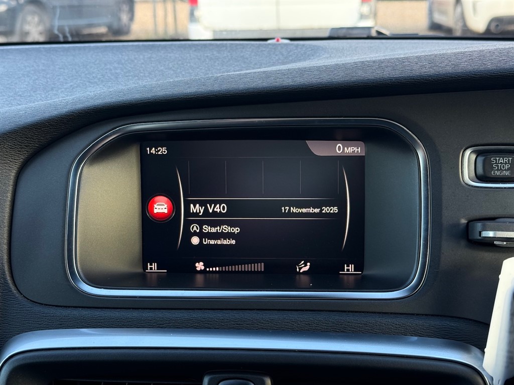 Used Volvo V40 2019 for sale - 76575316: Photo 41