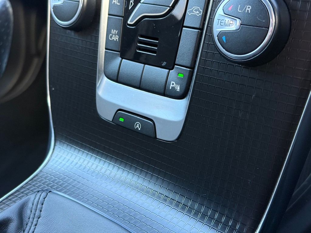 Used Volvo V40 2019 for sale - 76575316: Photo 45