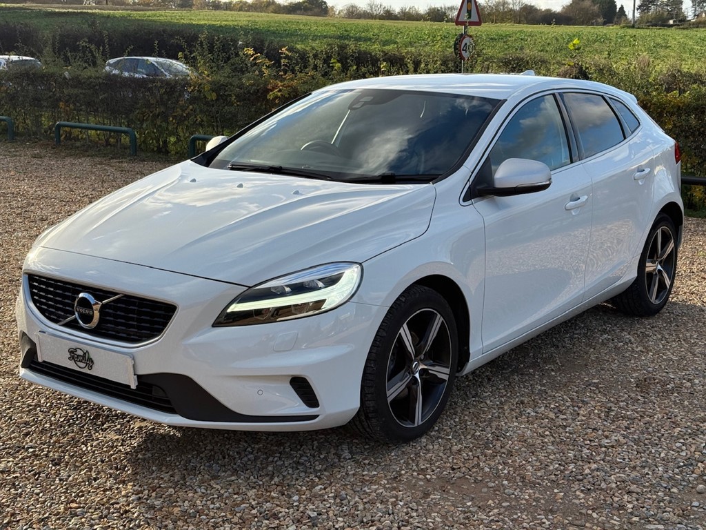 Used Volvo V40 2019 for sale - 76575316: Photo 6