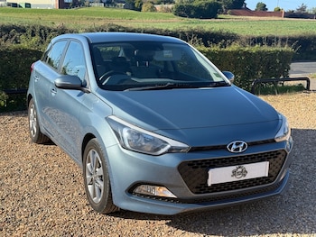 Used Hyundai i20 2016 for sale - 76079550: Photo 2