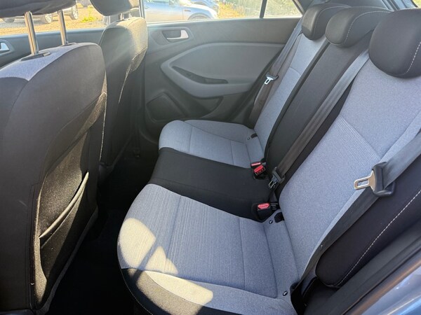 Used Hyundai i20 2016 for sale - 76079550: Photo 44