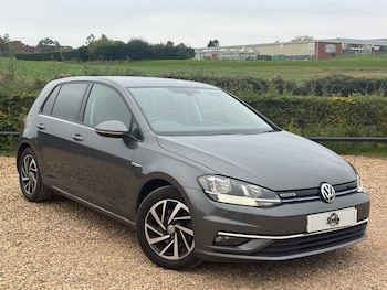 Volkswagen - Golf