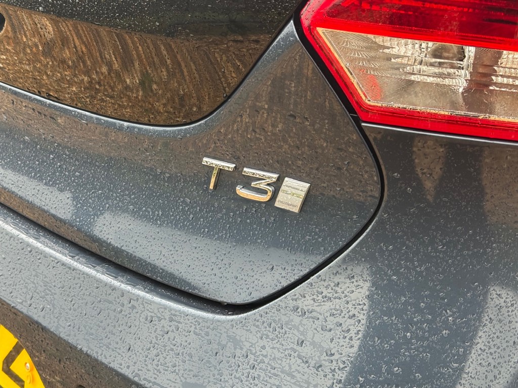 Used Volvo V40 2018 for sale - 77106211: Photo 16