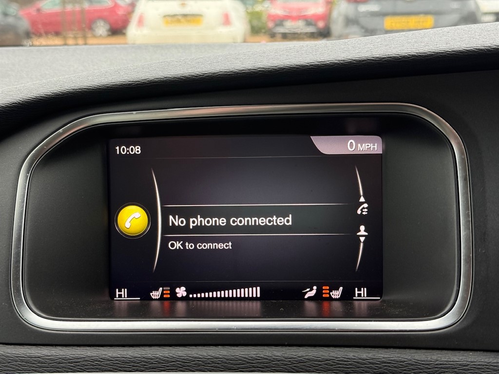 Used Volvo V40 2018 for sale - 77106211: Photo 40