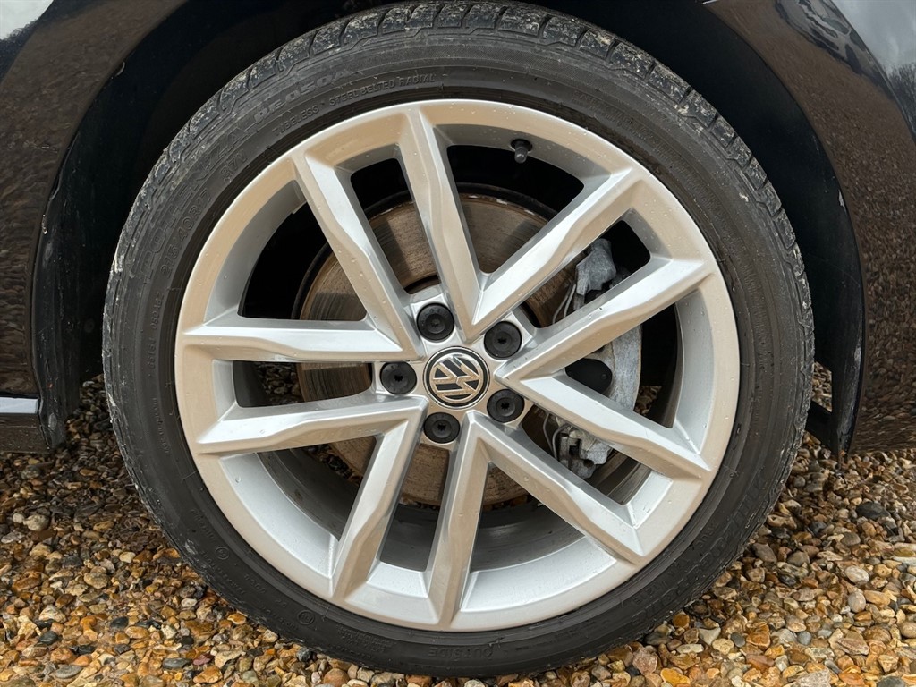 Used Volkswagen Polo 2015 for sale - 76796663: Photo 22