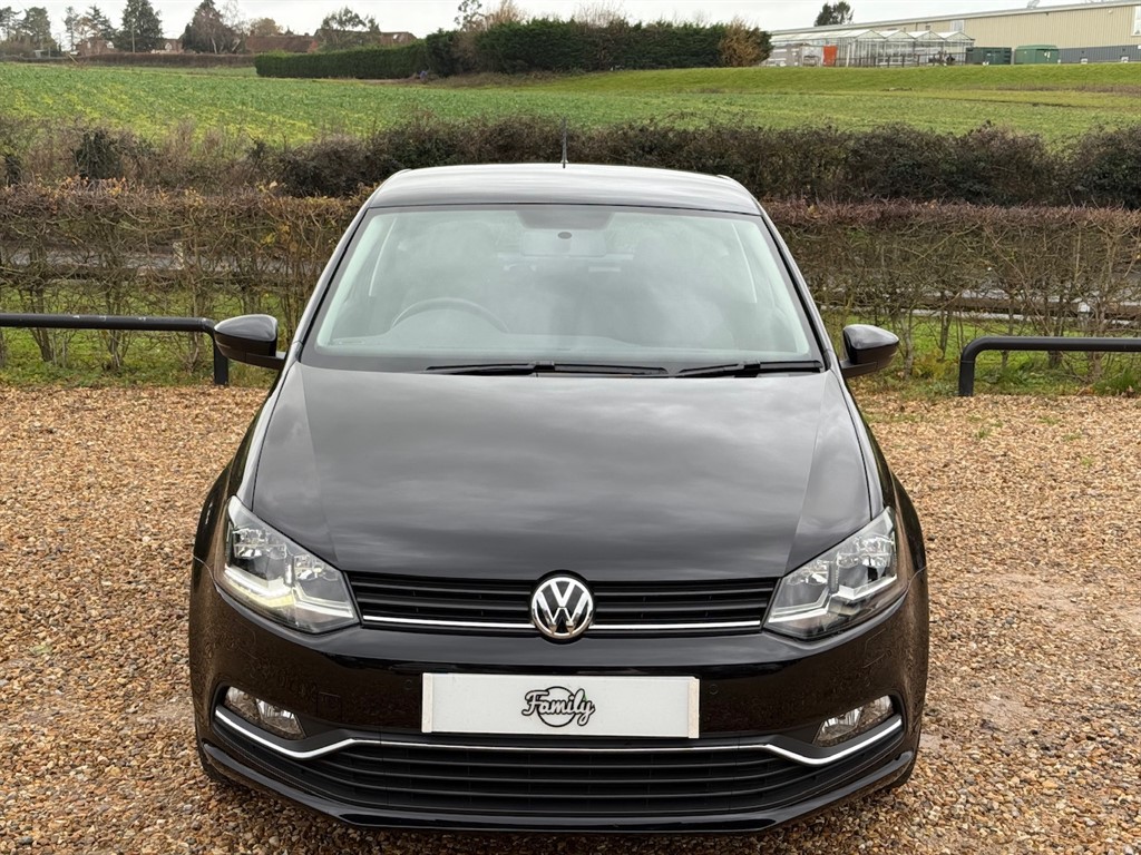 Used Volkswagen Polo 2015 for sale - 76796663: Photo 4